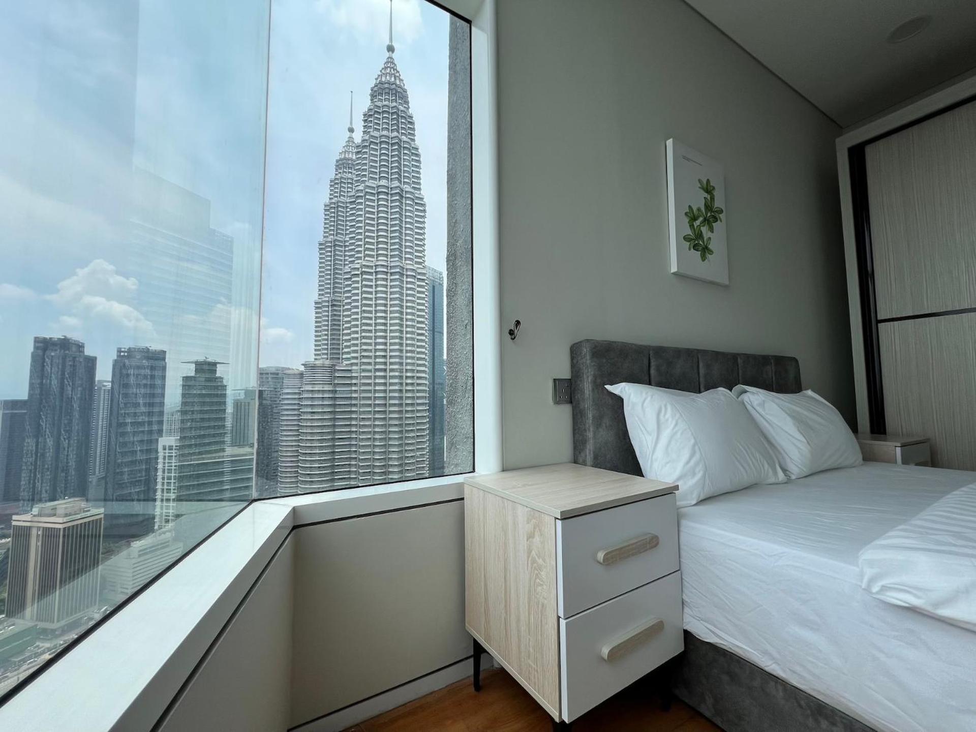 Sky Suites At Klcc By Mitstay Kuala Lumpur Exterior foto